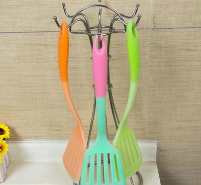 不粘鍋的完美搭檔 高品質硅膠鍋鏟的專業(yè)介紹